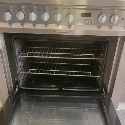 Ariston Gas Cooking Range For Sale