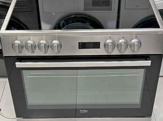 Beko full electric cooking range 5 hubs for sale