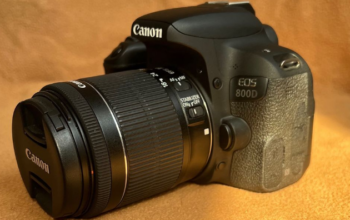 Canon camera 800D for sale