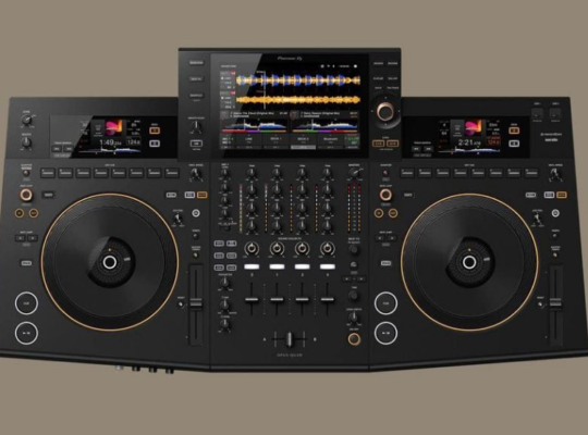 DJ Pioneer Opus Quad 4 channel For Sale