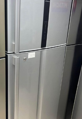 Hitachi 550 Liter Refrigerator for sale