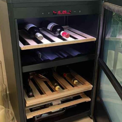 Hoover brand wine fridge for sale