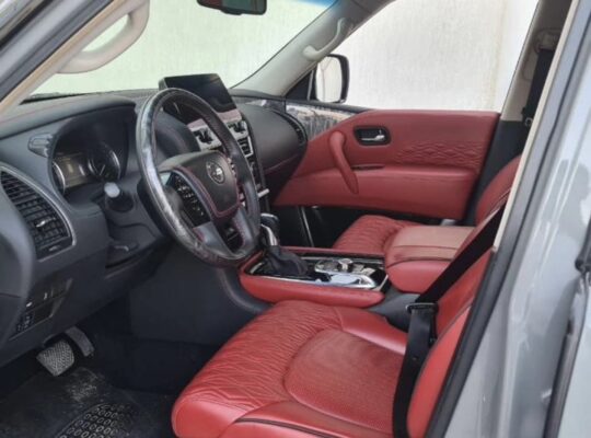 Nissan Patrol platinum 2014 full option