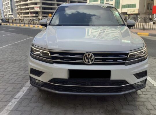 Volkswagen Tiguan 2020 full option Gcc