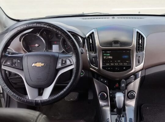 Chevrolet Cruz Hatchback 2013 in good condition