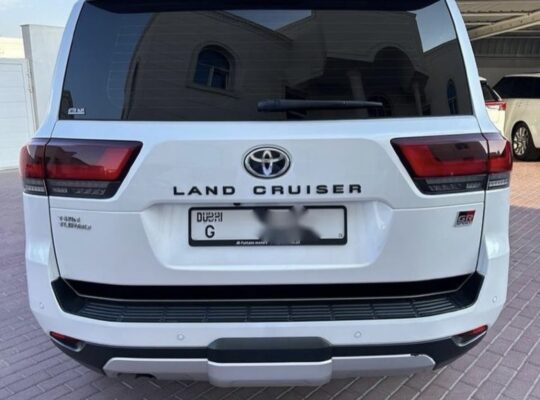 Toyota Land Cruiser GR sport 2022 full option