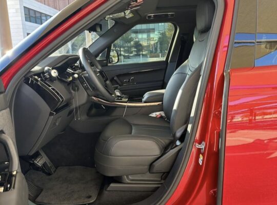 Range Rover Sport 2024 Gcc fully loaded for sale