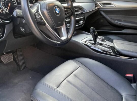 BMW 520 full option Gcc 2017 for sale