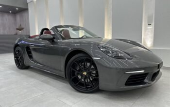 Porsche Boxster 2024 Gcc convertible full option