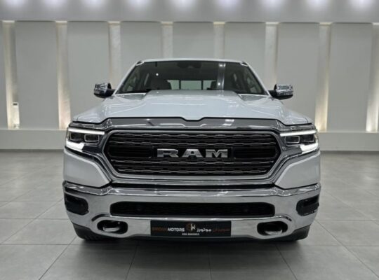 Dodge Ram limited 4 door full 2021 full option Gcc