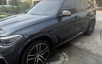 BMW X5 M50i full option 2020 Gcc