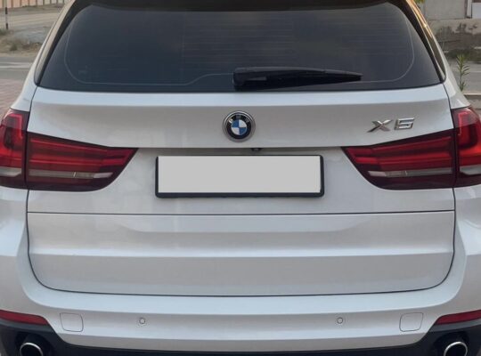 BMW X5 2014 Gcc in good condition for sale