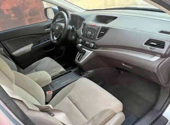 Honda CRV 2014 Gcc full option for sale