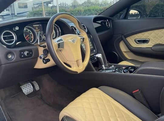 Bentley GTs 2018 full option Gcc