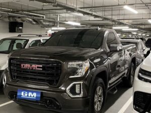 GMC Sierra coupe 2021 mid option in good condition