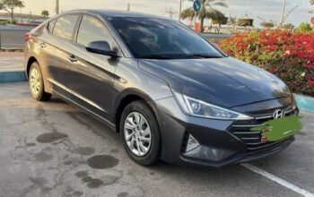 Hyundai Elantra 2020 base option Gcc