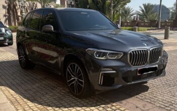 BMW X5 M50i full option 2020 Gcc for sale