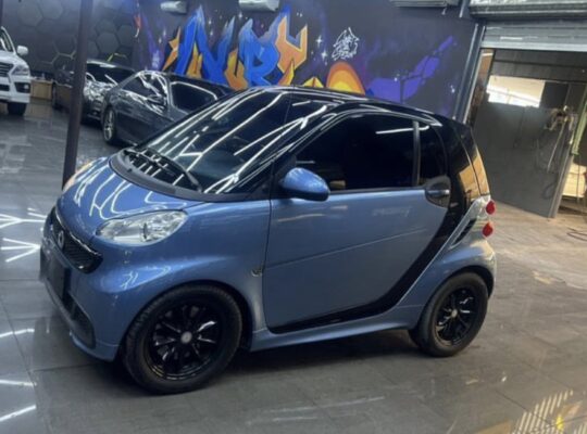 Smart 2013 in good condition