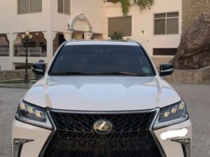 Lexus lx570 fully loaded 2019 Gcc for sale