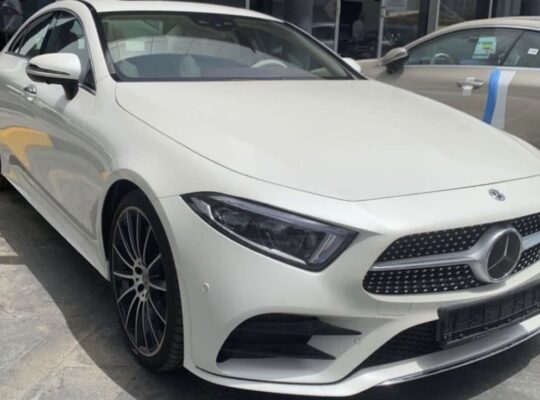 Mercedes CLS350 full option Gcc 2019 for sale