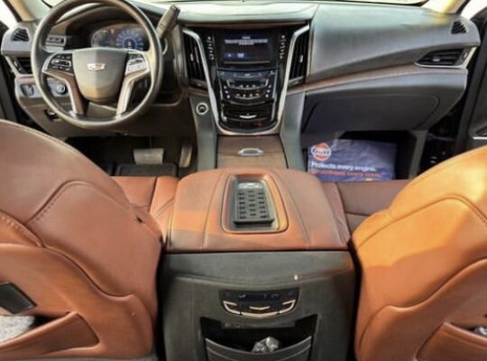 Cadillac Escalade 2016 Gcc full option
