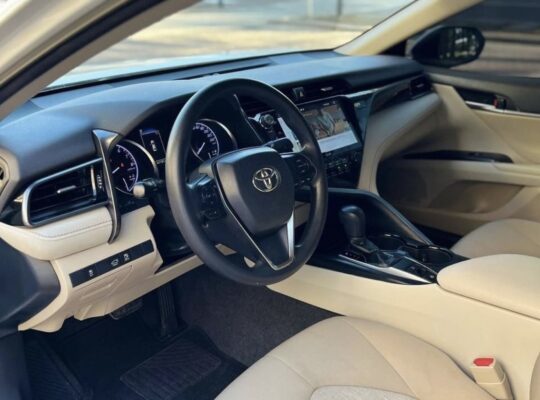 Toyota Camry LE 2019 full option for sale