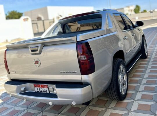 Cadillac Escalade pick up platinum 2010