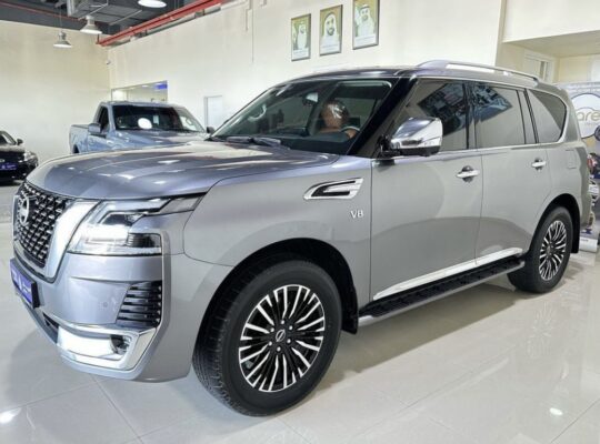 Nissan Patrol platinum 2022 fully loaded