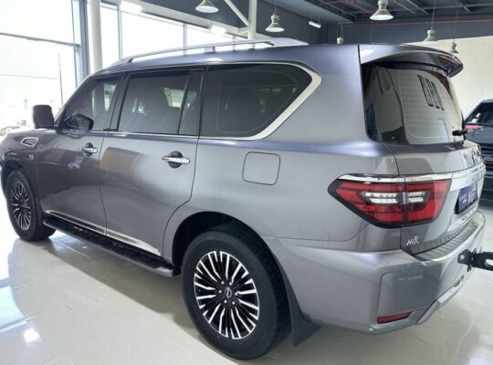 Nissan Patrol platinum 2022 fully loaded