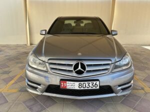 Mercedes C200 Gcc full option 2012 for sale