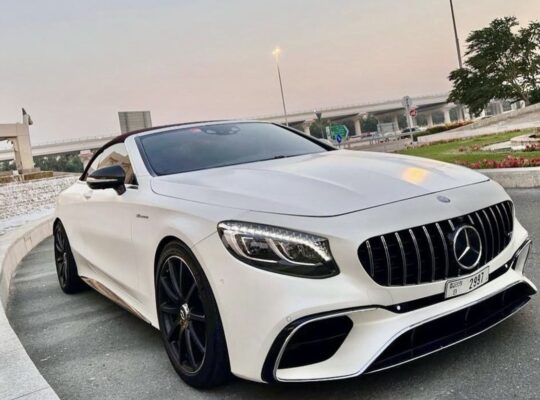 Mercedes S63 coupe 2017 full option