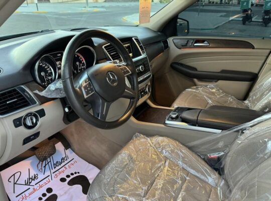 Mercedes ML350 Gcc 2014 full option for sale