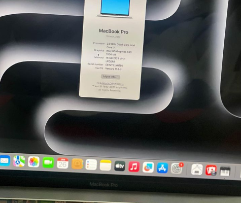 MacBook Pro 2017 15-inch core i7 for sale