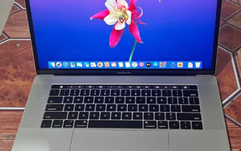 MacBook Pro 2017 15-inch Core i7 16/1tB For Sale