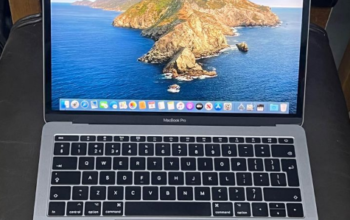 MacBook Pro 2017 13-inch core i5 8/256gb For Sale