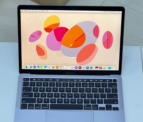 MacBook Pro 2020 Core i7 Retina display For Sale