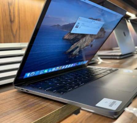 MacBook Pro 2020 Core i5 for sale