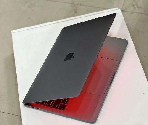 MacBook Pro 2020 Core i7 Retina display For Sale