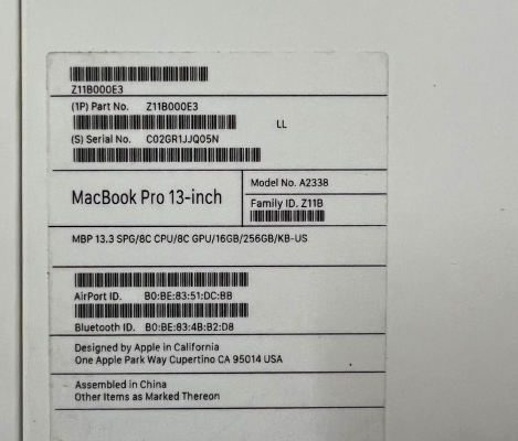 MacBook Pro m1 2020 Apple warranty till 2025 For S