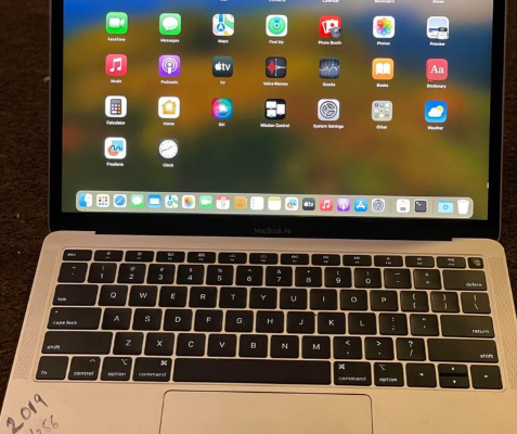 Macbook Air 2019 13’’ 16gb 256gb for sale