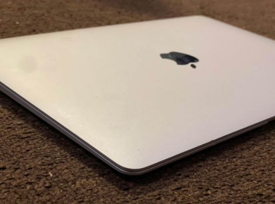 Macbook Air 2019 13’’ 16gb 256gb for sale