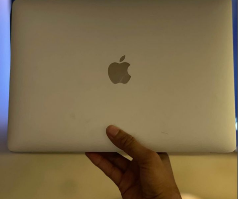 Macbook Air 2019 13’’ 16gb 256gb for sale