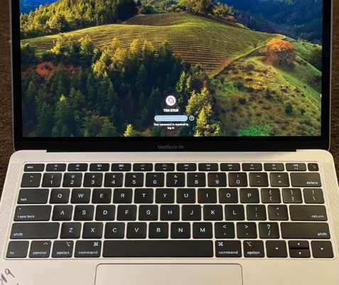 Macbook Air 2019 13’’ 16gb 256gb for sale