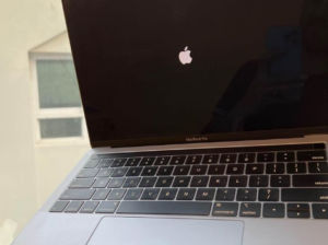 Macbook Pro 2016 15” I7 16/512 For Sale