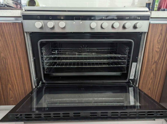 Siemens full gas cooker oven with fan for sale