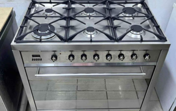 Smeg 6 burner top gas oven for sale