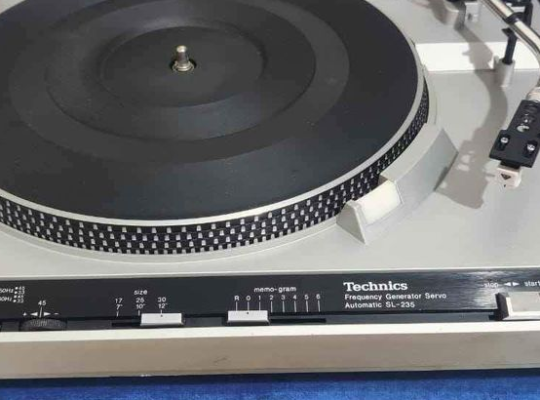 Technics Automatic Stereo Turntable For Sale