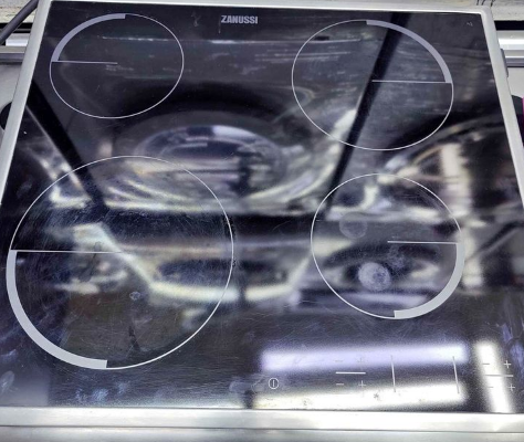 Zanussi 4 hobs electric built in cooktop for sale