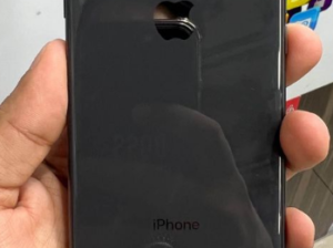iPhone 8 64GB Black For Sale