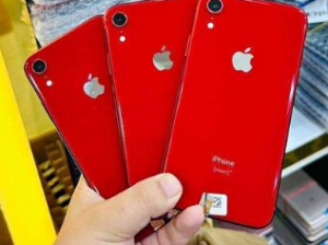 IPHONE XR For Sale